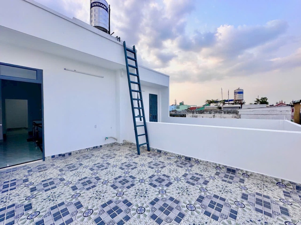 Bán nhà hương lộ 2, 5 tầng full nội thất, 80m2 giá chỉ 8.x tỉ