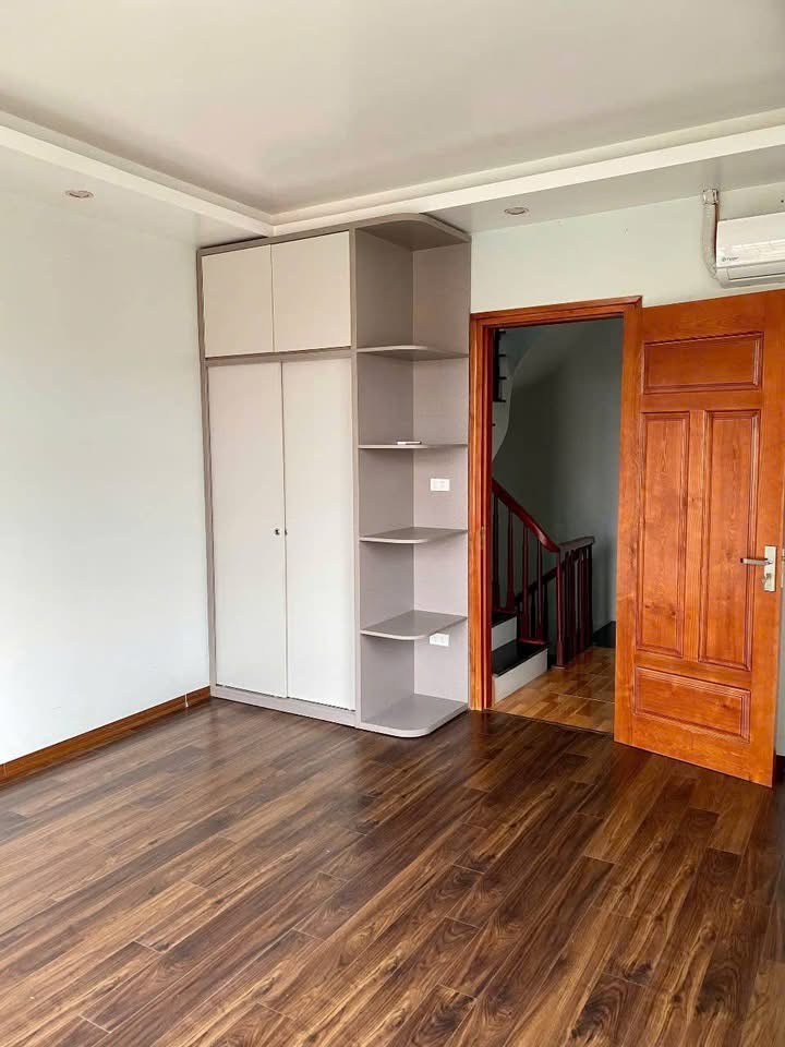 BÁN GẤP TÒA NHÀ Khu Đô Thị La Khê,Hà Đông ,Hà Nội