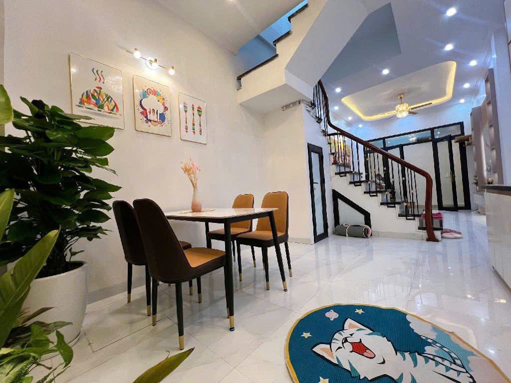 Bán nhà nam từ niêm