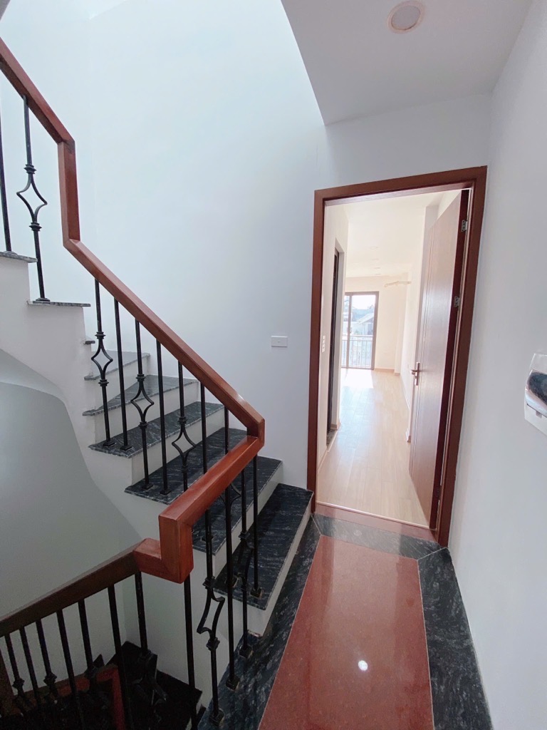 BÁN NHÀ - QUANG TIẾN - OTO 20M