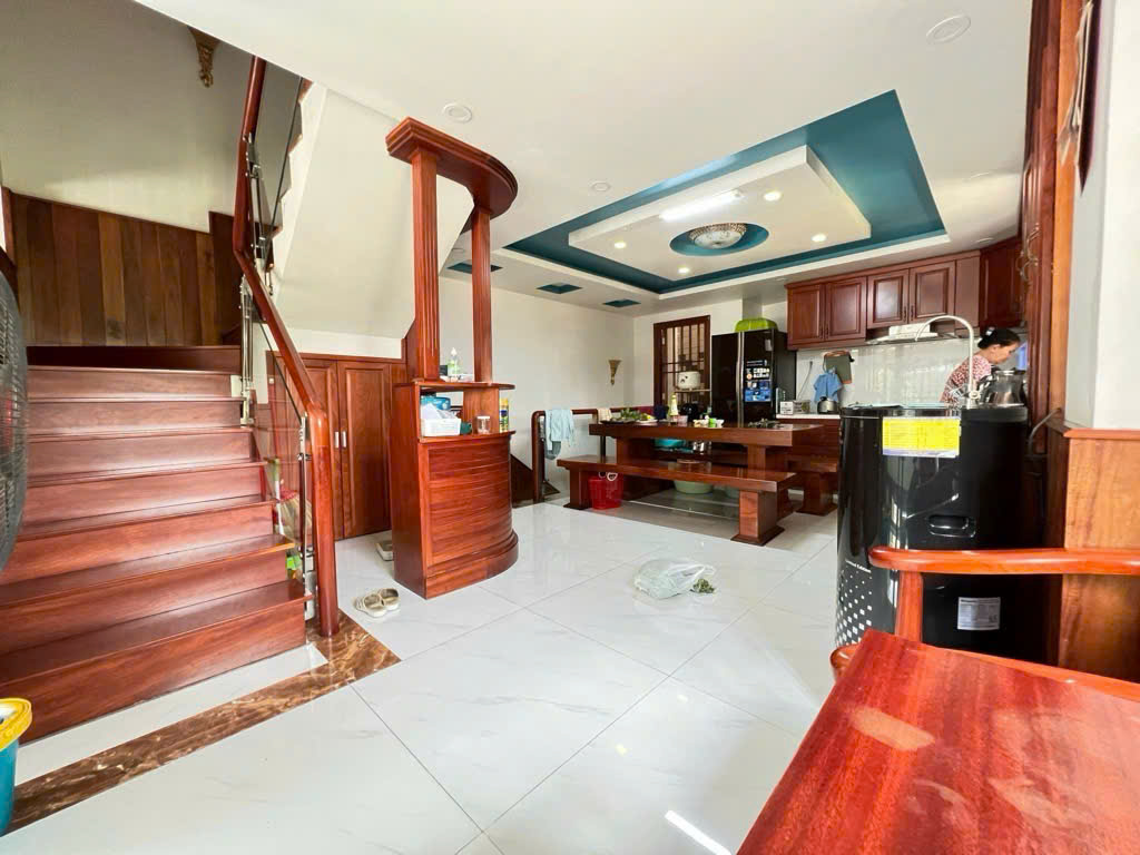 NHÀ ĐẸP ĐƯỜNG LÀNG TĂNG PHÚ 6*10 GIÁ 12,9 TỶ, BÁN NHANH GIÁ LỖ 600TR