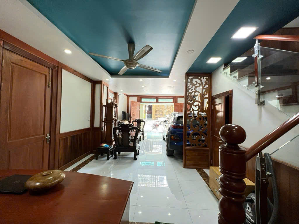 NHÀ ĐẸP ĐƯỜNG LÀNG TĂNG PHÚ 6*10 GIÁ 12,9 TỶ, BÁN NHANH GIÁ LỖ 600TR