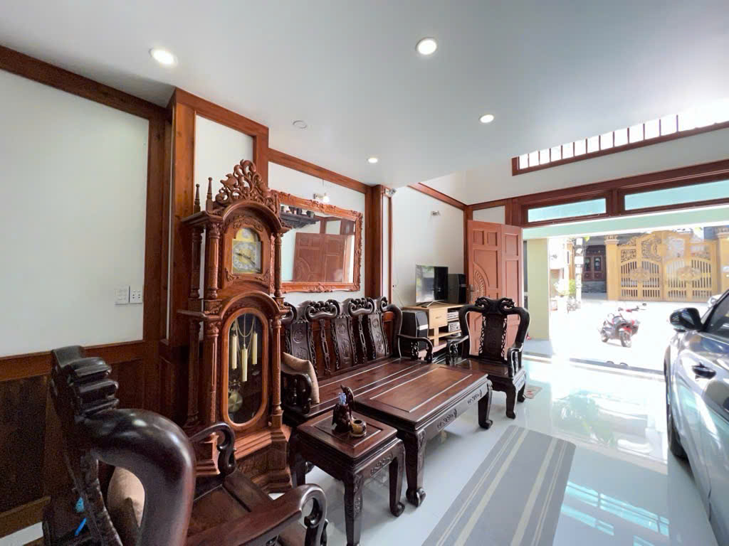 NHÀ ĐẸP ĐƯỜNG LÀNG TĂNG PHÚ 6*10 GIÁ 12,9 TỶ, BÁN NHANH GIÁ LỖ 600TR