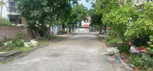 Bán đất đẹp, đường rộng ô tô tránh. 120m giá 12 tỷ thương lượng
