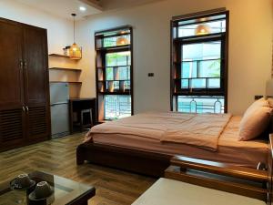 Nhà đẹp La Khê cần bán