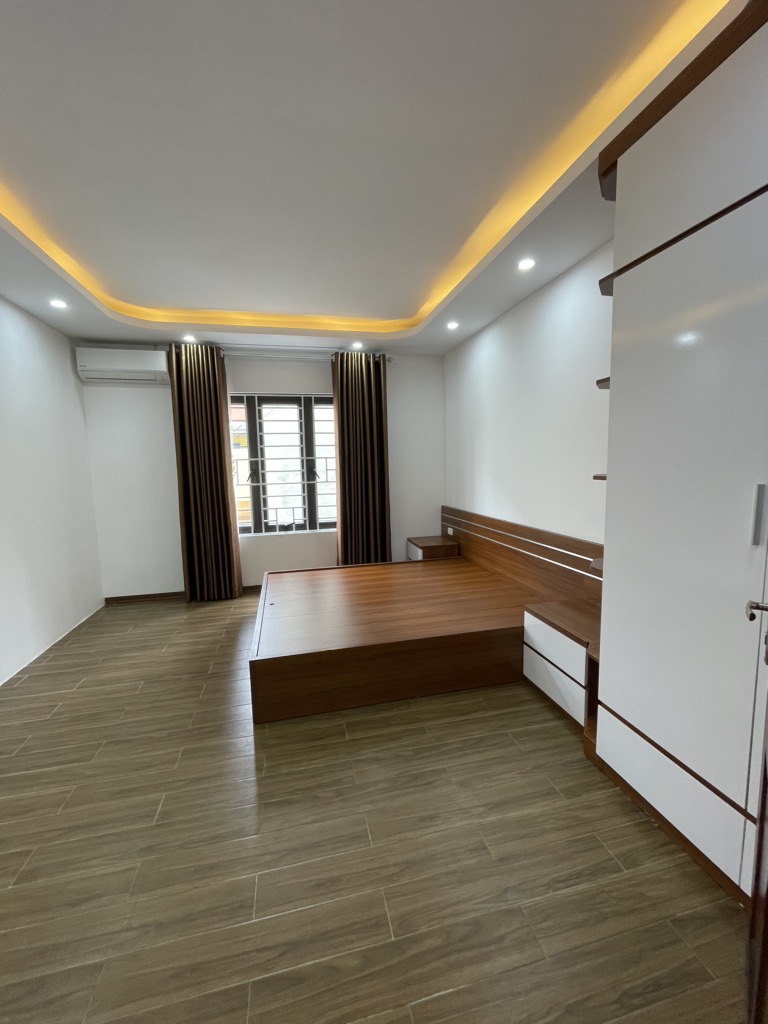 Cần bán nhà Lô góc thoáng sáng, Nhà đẹp phố Văn Phú 30m2 x 5 tầng chỉ hơn 6 tỷ