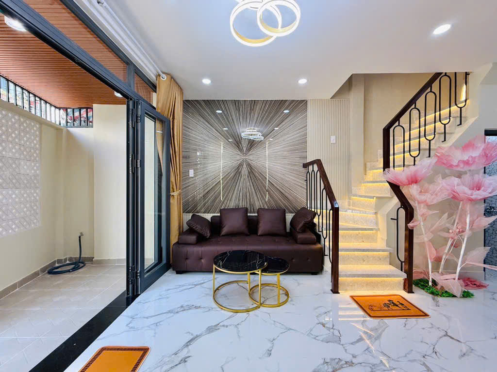 BÁN NHÀ ĐẸP LUNG LINH HẺM XE TẢI NGUYỄN TƯ GIẢN , P12, GÒ VẤP GẦN 30M2 GIÁ NHỈNH HƠN 3 TỶ