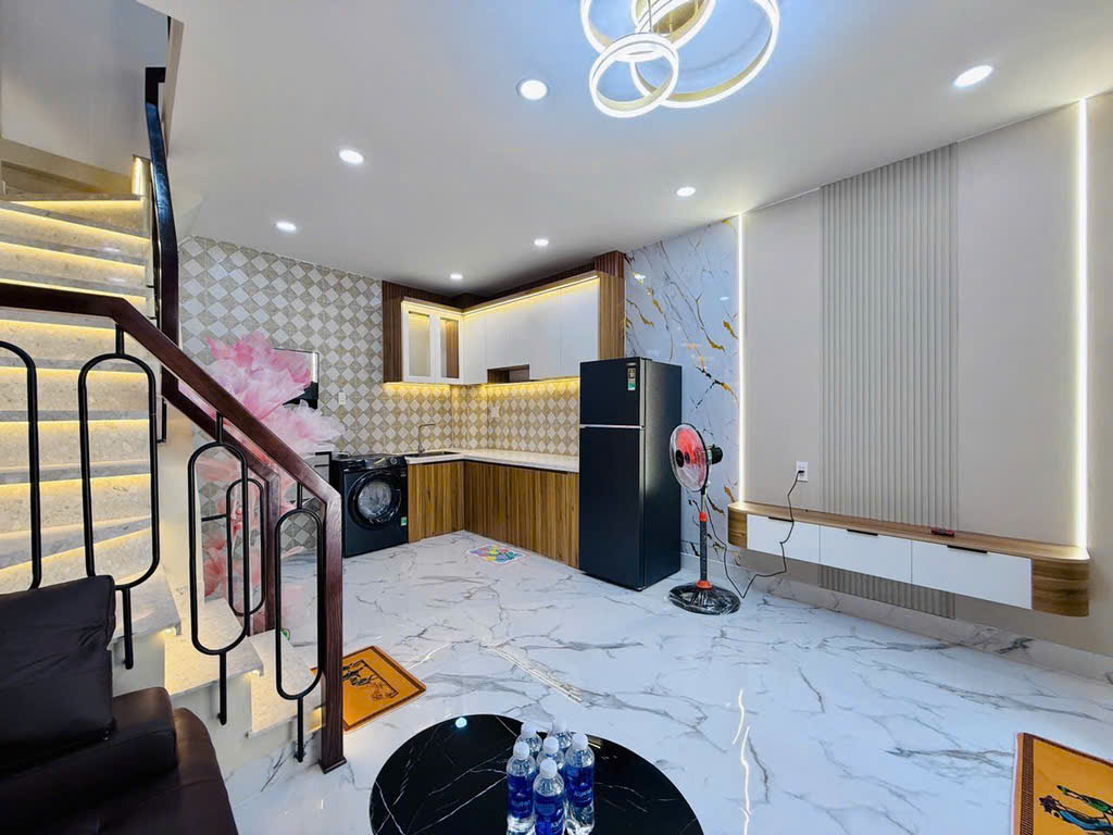 BÁN NHÀ ĐẸP LUNG LINH HẺM XE TẢI NGUYỄN TƯ GIẢN , P12, GÒ VẤP GẦN 30M2 GIÁ NHỈNH HƠN 3 TỶ