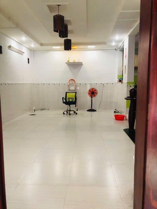 NHÀ HXH ĐẬU CỬA GẦN CV LÀNG HOA , P9 , GÒ VẤP , DT60M2 ,CHỈ NHỈNH 7 TỶ