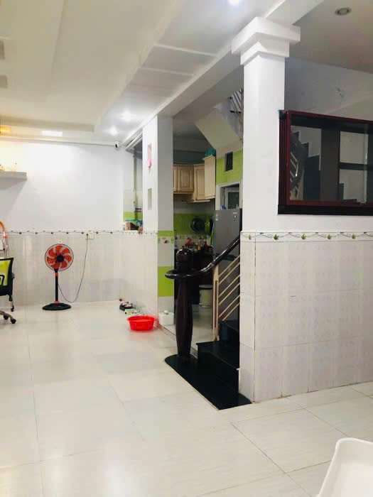 NHÀ HXH ĐẬU CỬA GẦN CV LÀNG HOA , P9 , GÒ VẤP , DT60M2 ,CHỈ NHỈNH 7 TỶ