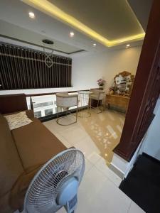 BÁN NHÀ MẶT TIỀN HXT NGUYỄN VĂN KHỐI, P9, GÒ VẤP , NGANG 4.5 NHỈNH 13 TỶ