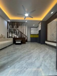 Bán Nhà Tân Mai - 30.2m2*5 Tầng - Nội thất đủ đến ở - Giá 6.65 Tỷ thương lượng