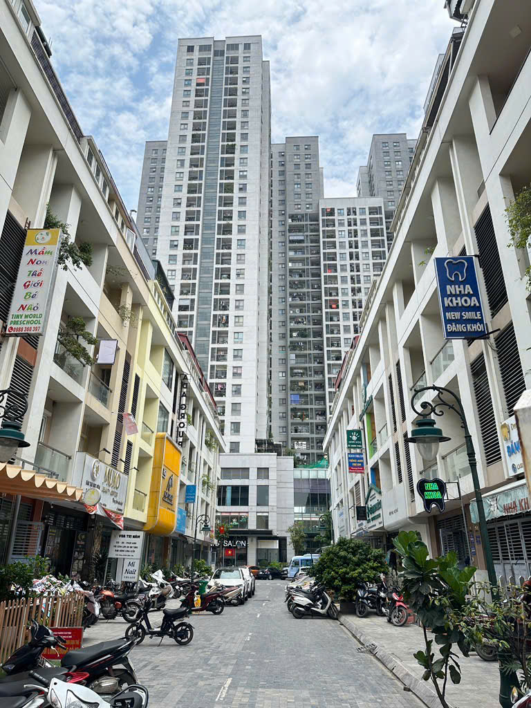 MẢNH ĐẤT ĐẸP - Ô TÔ TRÁNH - CỰC HIẾM #VẠN_PHÚC- #VIEW_THOÁNG, MT 3.85m, G.i.á nhỉnh 12 tỷ