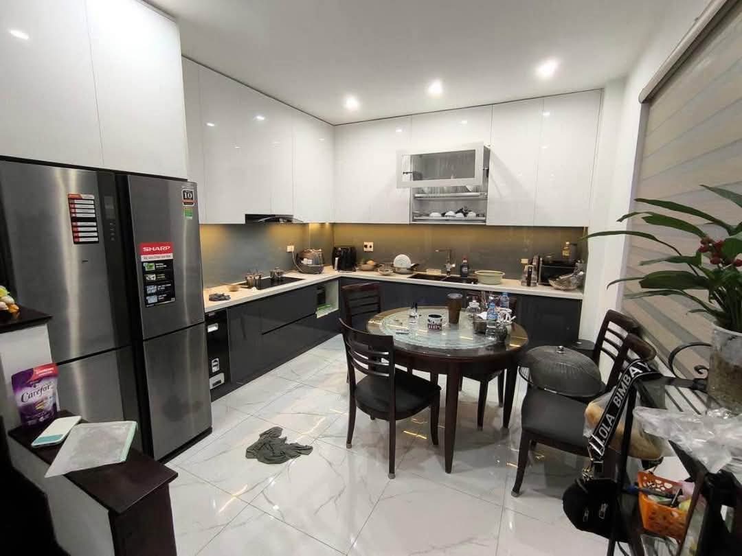 Hiếm - Nhà Trần Cung,Bắc Từ Liêm - 6 tầng thang máy - 1 nhà ra mặt phố