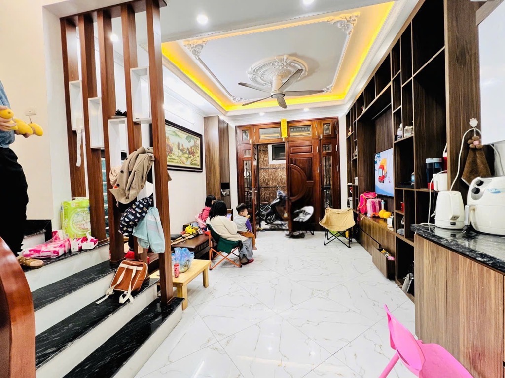 Hiếm - Phạm Văn Đồng - 5 tầng mt 3.8m nhỉnh 7 tỷ - an sinh đỉnh cao,full nội thất
