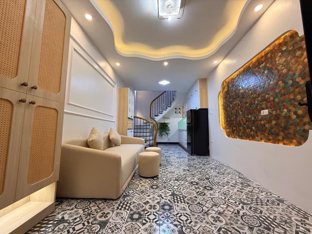 SIÊU PHẨM CỰC ĐẸP - FULL NỘI THẤT - MỚI TINH - XÁCH VALI VỀ Ở NGAY
