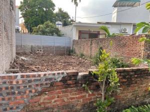 Chính chủ gửi bán mảnh đất liên mạc ô tô đỗ cổng,64m,mt 5,7m,5,18 tỷ lh em Chương 0937802468
