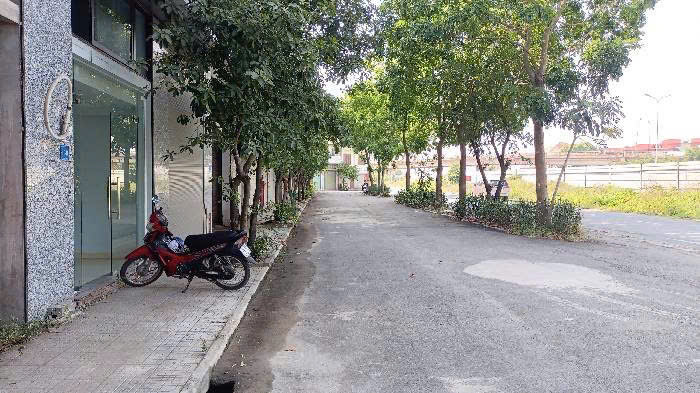 MẶT CHỢ KINH DOANH - OTO TẢI QUA NHÀ - KINH DOANH ĐỈNH - VỈA HÈ RỘNG