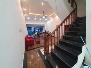 Bán gấp nhà Bùi Xương Trạch, ngõ ôtô tránh, 70m2, chỉ 8.99 tỷ.