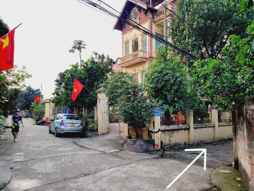MẶT NGÕ THÔNG - GẦN PHỐ - Ô TÔ 7 CHỖ VÀO NHÀ - KHU DÂN TRÍ CAO - SẦM UẤT - GẦN TRƯỜNG
