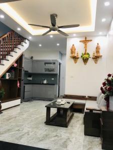 Nhà Vân Canh-Ô tô Đỗ Cửa-Nội Thất sin Sò