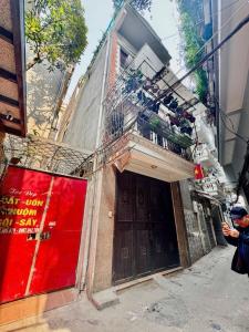 LÔ GÓC CỰC HIẾM, NHÀ Ở TIỆN LỢI