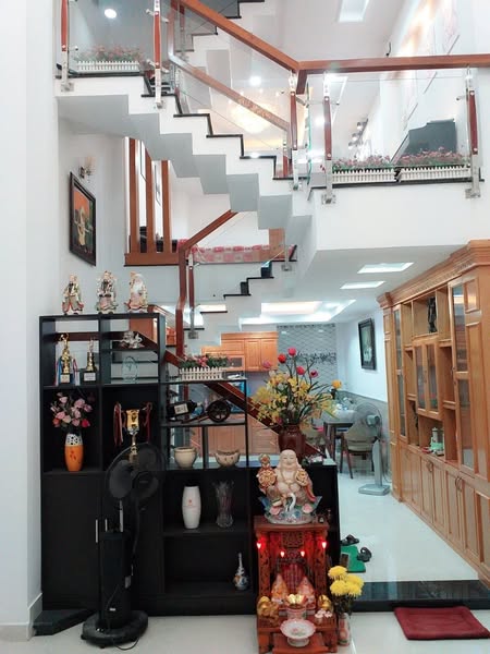 NHÀ VƯỜN LÀI - HẺM Ô TÔ THÔNG