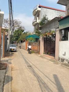 Bán nhà
