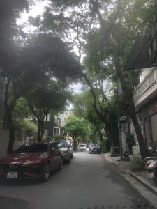 Bán nhà phố Xuân Quỳnh, Trung Hòa, Cầu Giấy, con phố nhà giầu đẹp nhất Quận.