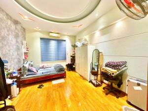 BÁN NHÀ NGUYỄN KHANG, 35m2, MT4m, 5 TẦNG, TRƯỚC SAU THOÁNG, NGÕ BA GÁC THÔNG 08 HƯỚNG, 7.x TỶ.