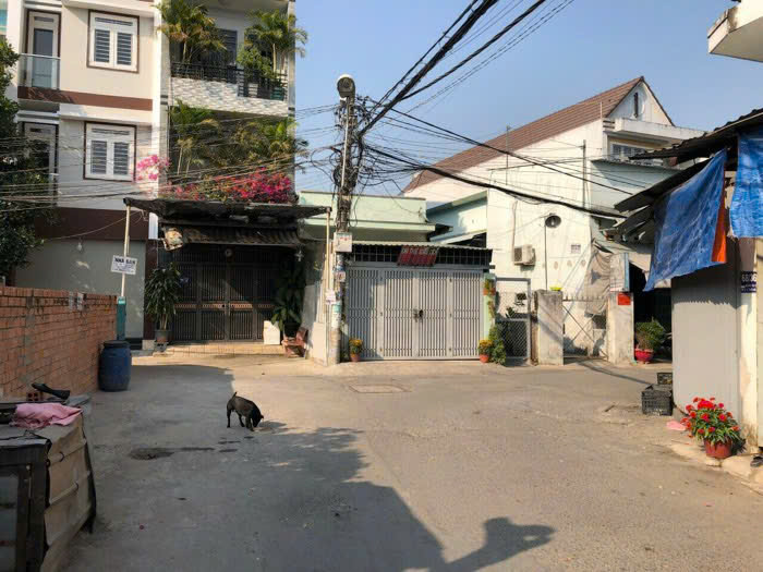 Chính chủ cần bán gấp lô đất full thổ cư sổ hồng riêng, hẻm ô tô đường Trần Thị Cờ, diện tích 4x17, giá hơn 3 tỷ