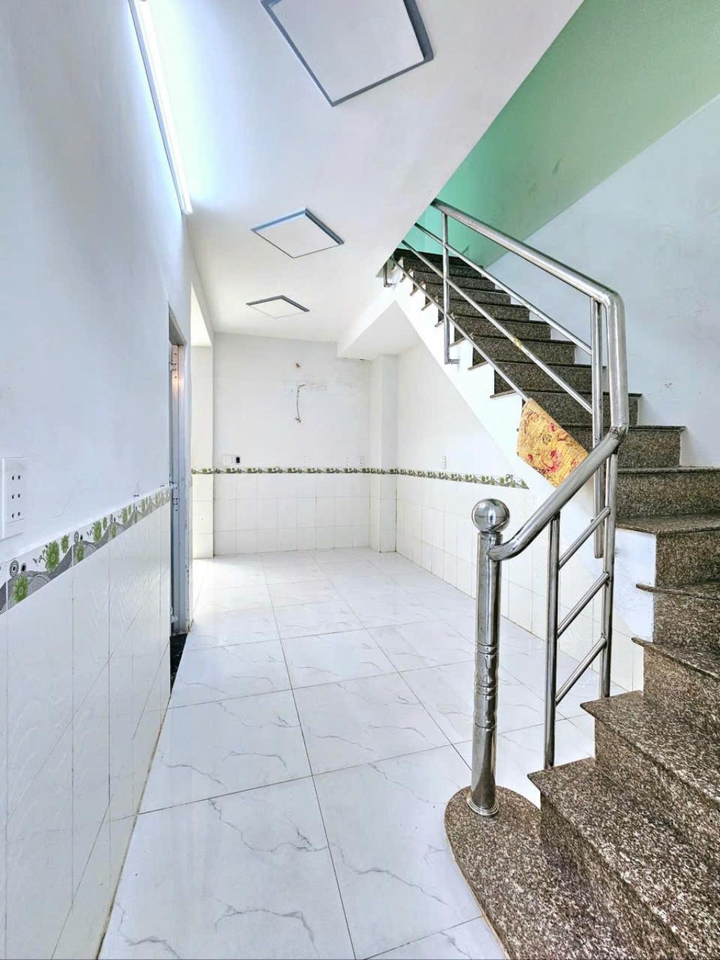 Ngay cầu Phú Xuân- Nhà bè DT 85m chỉ nhỉnh 3T