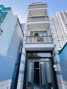 NGAY CHUNG CƯ AQUA, NHÀ MỚI 4 TẦNG 68M2 NHỈNH 5TY LH 0941633163