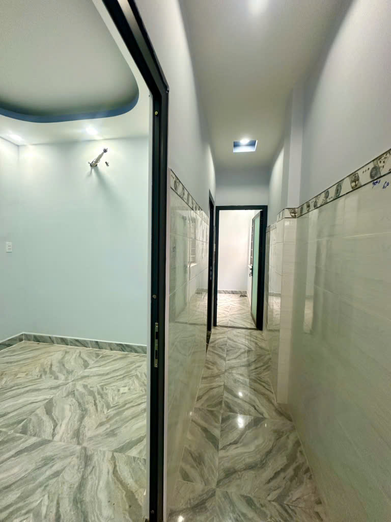Nhà giá tốt nhất khu vực Tân Sơn nhì , k có căn thứ 2 để so sánh 