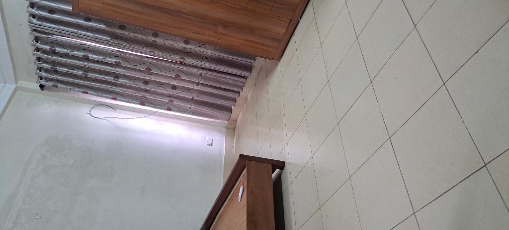 Bán nhà Võ Chí Công ba gác đậu cổng xa máy tránh, ở ngay, 35m2, nhỉnh 5,7 tỷ