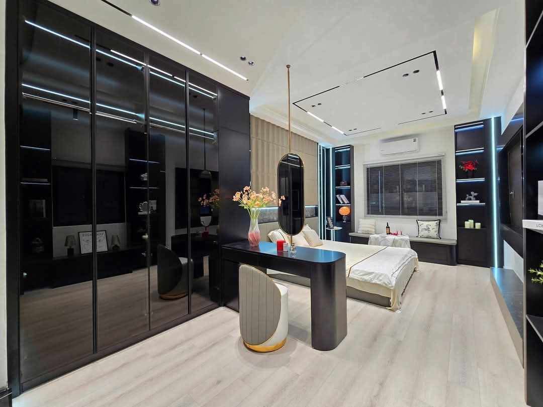 NHÀ ĐẸP CỰC HIẾM- HỒ TÙNG MẬU, 50m ra ô tô đỗ,38m2 , MT 4,8m,hơn 6tỷ