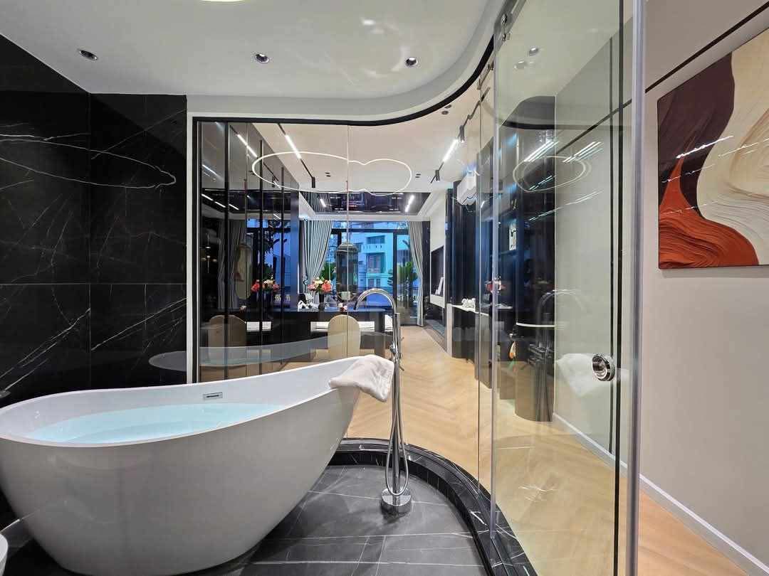 NHÀ ĐẸP CỰC HIẾM- HỒ TÙNG MẬU, 50m ra ô tô đỗ,38m2 , MT 4,8m,hơn 6tỷ