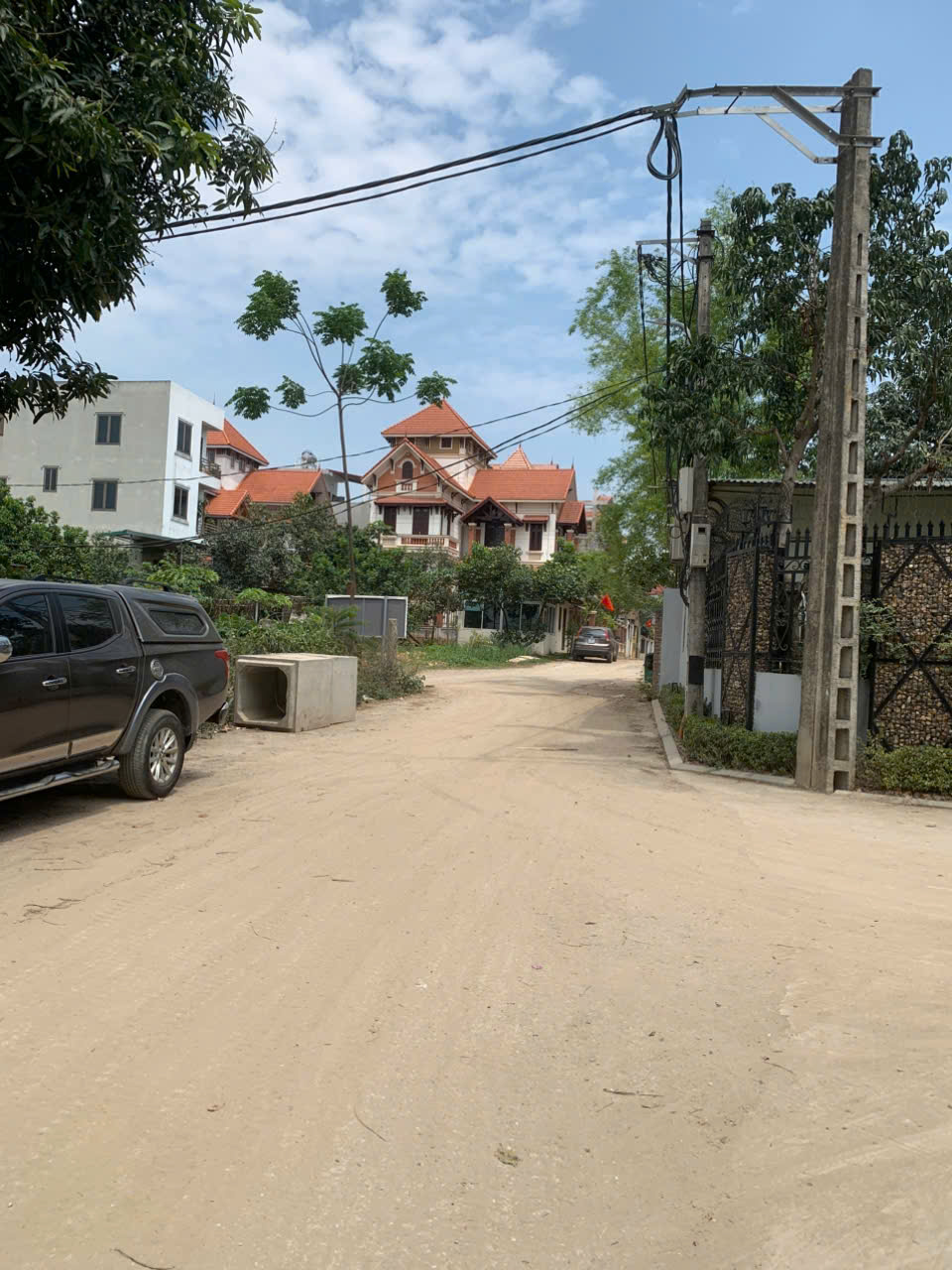 yên hà ,hải bối ,sát cầu thăng long, thành phố thông minh, ô tô ngủ trong đất , hơn 4 tỷ