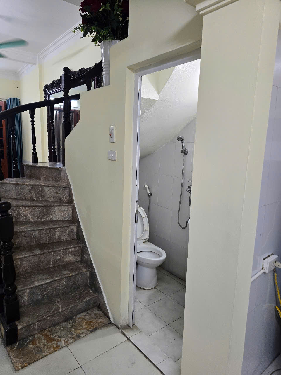 BÁN NHÀ PHÂN LÔ 2 MẶT NGÕ KHU VỰC MAI HƯƠNG - BÙI NGỌC DƯƠNG 38M2 - X3 TẦNG - GẦN ĐẠI HỌC BÁCH KHOA