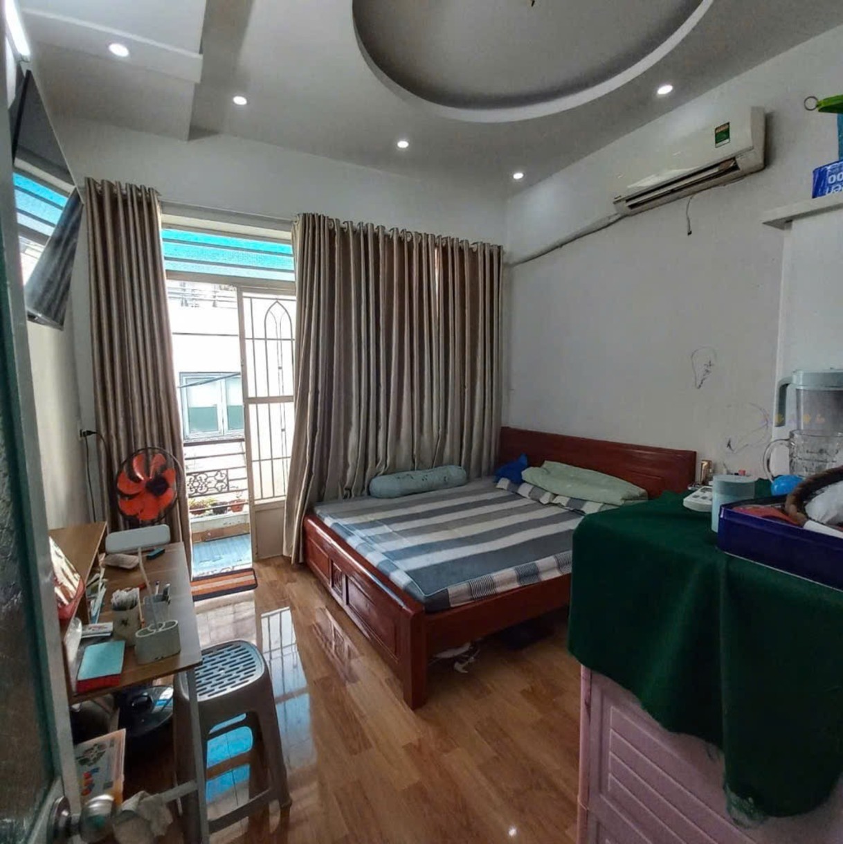 Bàn nhà 2 tầng, hẻm 4m đường Hoàng Bật Đạt, DT: 52m2, nhỉnh 4 tỷ