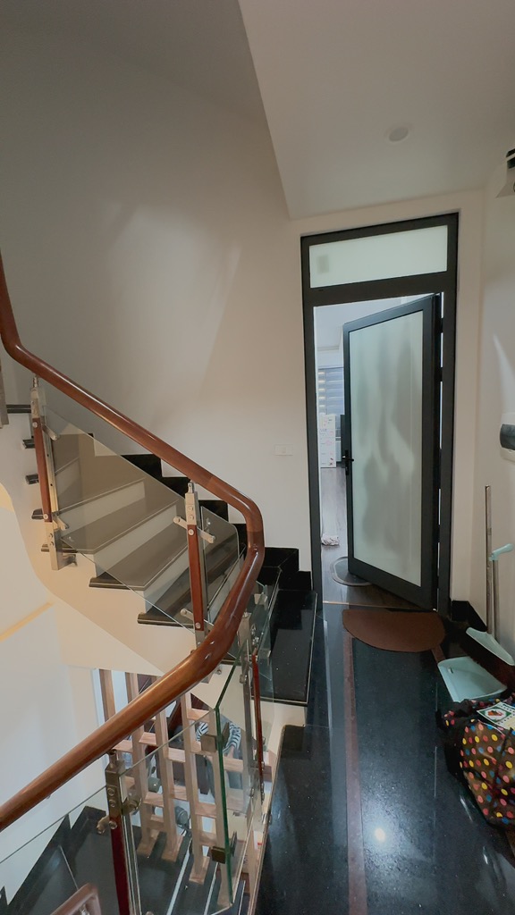 Bán nhà KHương Trung- gần royalcity-45m2-giá 10,35 tỷ.