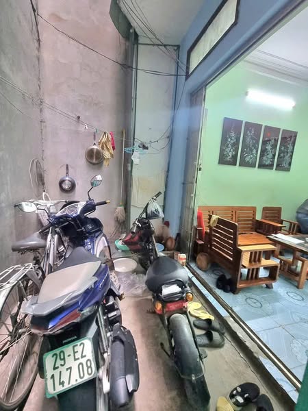 NHÀ DÂN XÂY MỸ ĐÌNH 50M, 5 TẦNG, MẶT TIỀN 5M