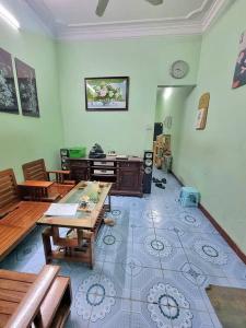 NHÀ DÂN XÂY MỸ ĐÌNH 50M, 5 TẦNG, MẶT TIỀN 5M