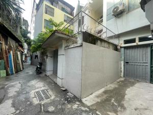BÁN ĐẤT TẶNG NHÀ C4 TẠI MỄ TRÌ, NAM TỪ LIÊM