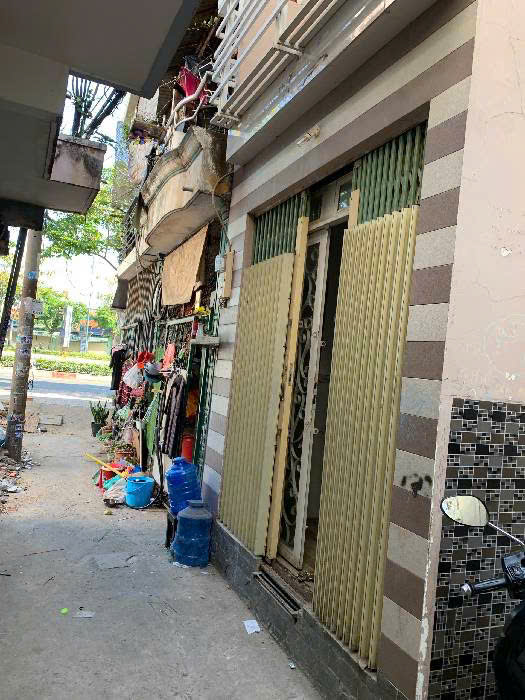CHỈ 2.2X T. Ỷ, NHÀ BÌNH THẠNH, PHAN VĂN TRỊ, P11, SÁT MẶT TIỀN PHẠM VĂN ĐỒNG, SỔ VUÔNG NHƯ TỜ A4 GẦN ĐH Công Nghiệp.