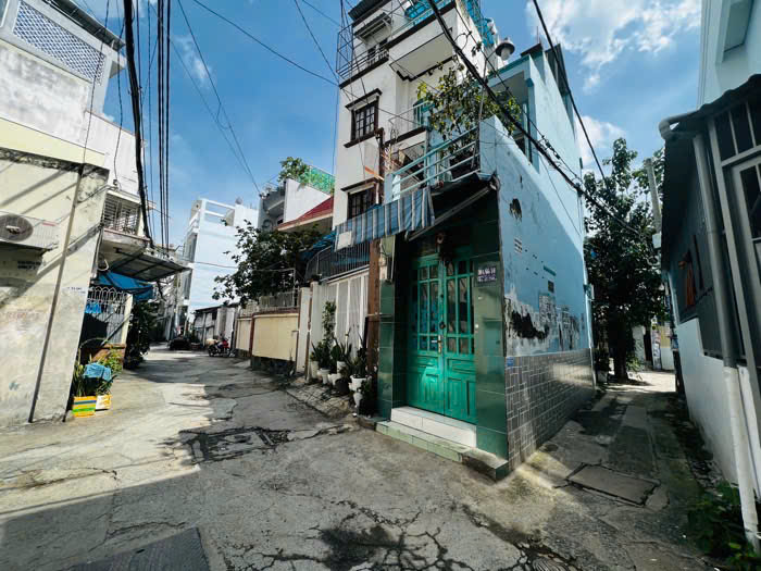 NHÀ CÒN MỚI ĐẸP ĐƯỜNG BÙI ĐÌNH TÚY, P12, BÌNH THẠNH,  2 TẦNG, 2PN, 2WC, ĐANG KINH DOANH CHO THUÊ TỐT, SỔ HỒNG, GIÁ 3.x T. Ỷ