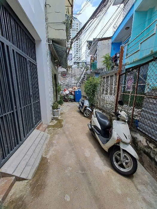 NHÀ VÕ DUY NINH, P22, BT. DT 35M2 NHÀ 2 TẦNG 2PN, 1WC. TIỆN ÍCH XUNG QUANH ĐẦY ĐỦ TRƯỜNG HỌC CHỢ THỊ NGHÈ, GIÁ 3.xx Tỷ