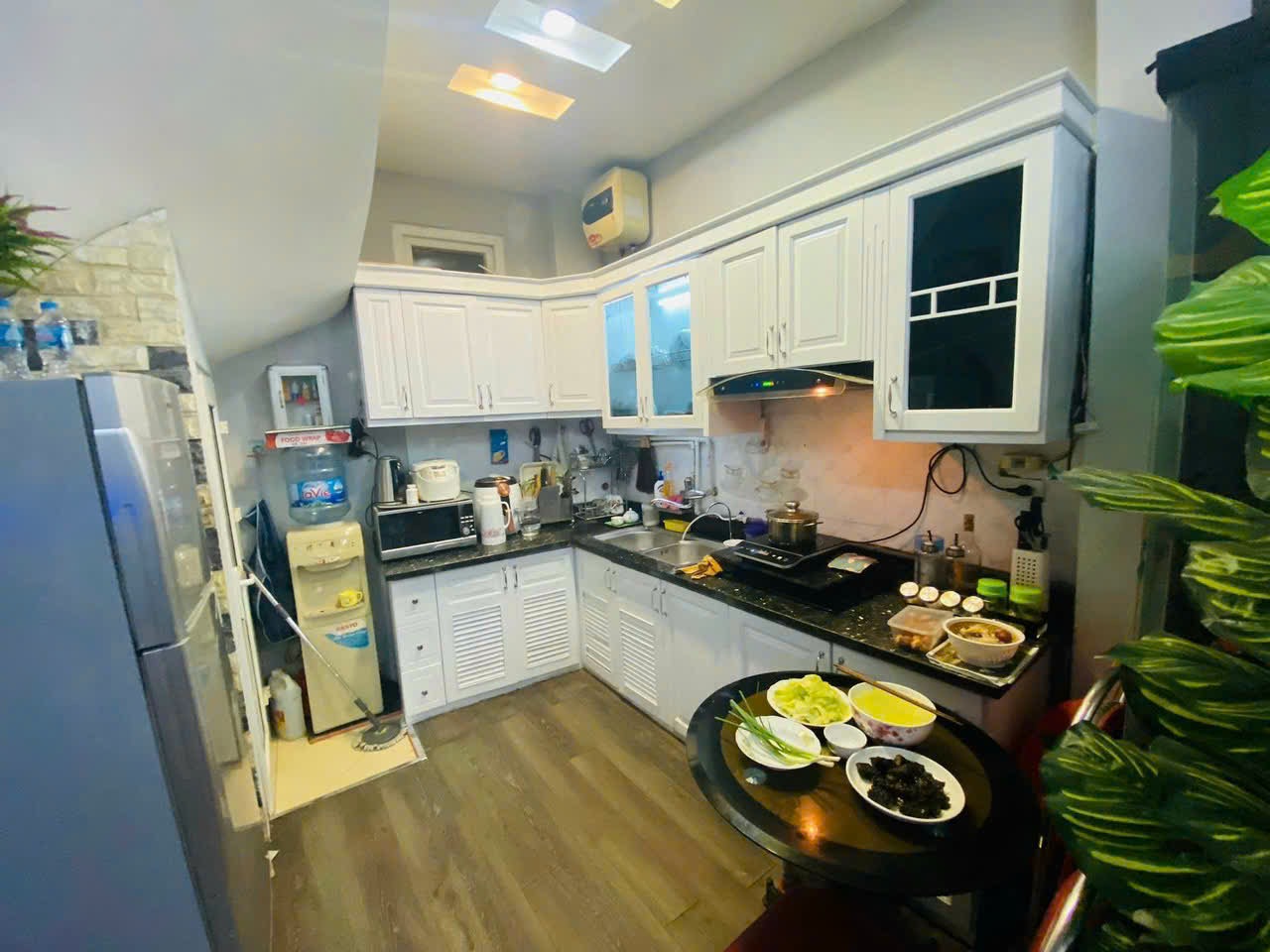 Chính chủ cần bán Ngọc Thuỵ, Long Biên ^ oto đỗ cổng ^ 7.9 tỉ có tl