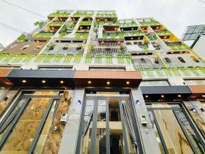 Khu Vip phân lô cao tầng. vị trí đẹp - 45m2, Gía Tốt 7xx Gần công viên Lang Hoa