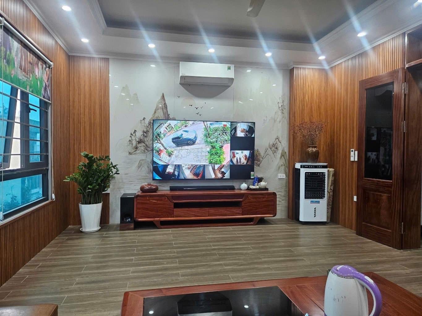 BÁN NHÀ CỰC HIẾM THANH TRÌ 38M- 5 TẦNG SIÊU ĐẸP NHỈNH 2,5 Tỷ  - MẶT TIỀN RỘNG - Ô TÔ ĐỖ CỔNG- KO LỖI PHONG THỦY